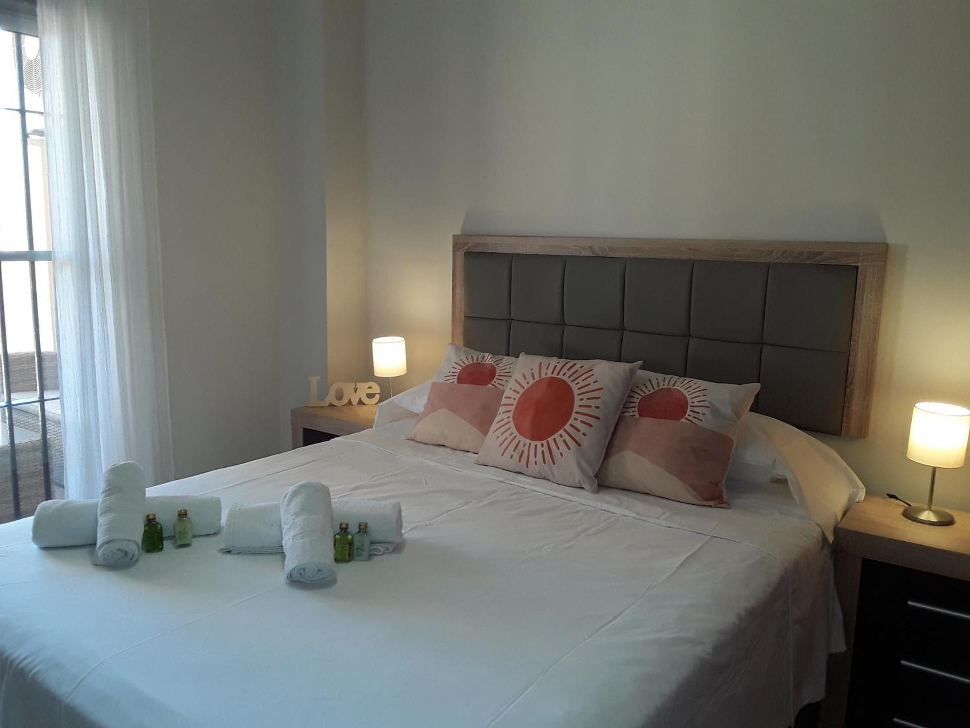 Whydhand Resorts Apartments ,Pools And Lovely Terrace Фуэнхирола Экстерьер фото